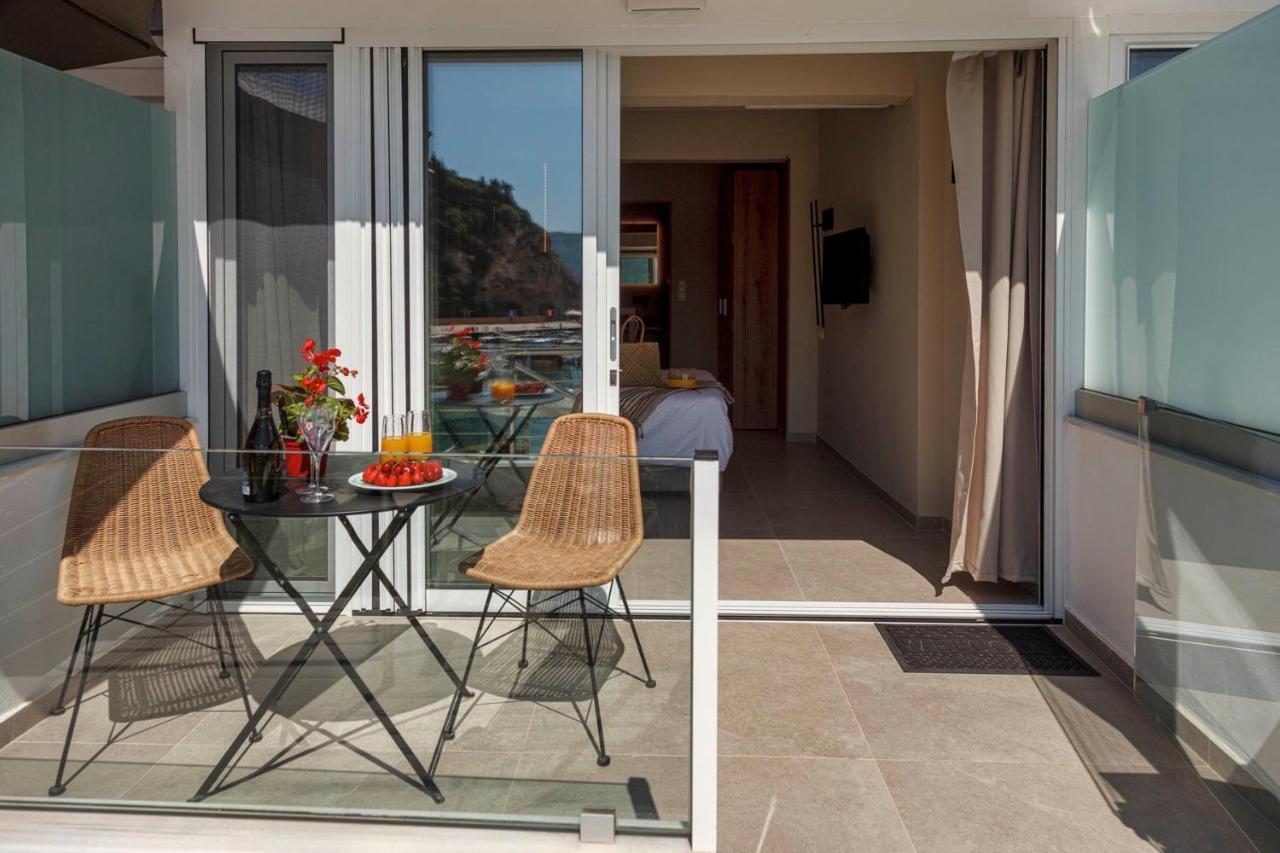 Appartement Domus Napoleon à Paleokastrítsa Extérieur photo